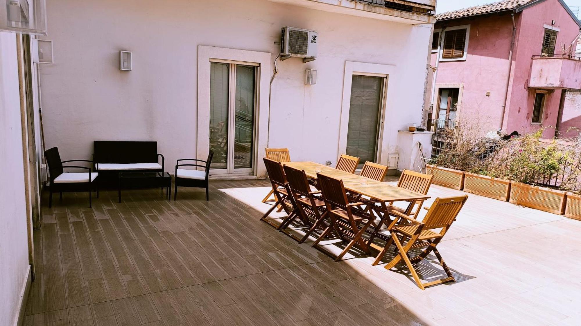 קטאניה Suite Con Terrazza In Centro Storico מראה חיצוני תמונה