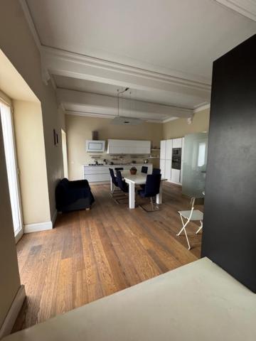 קטאניה Suite Con Terrazza In Centro Storico מראה חיצוני תמונה