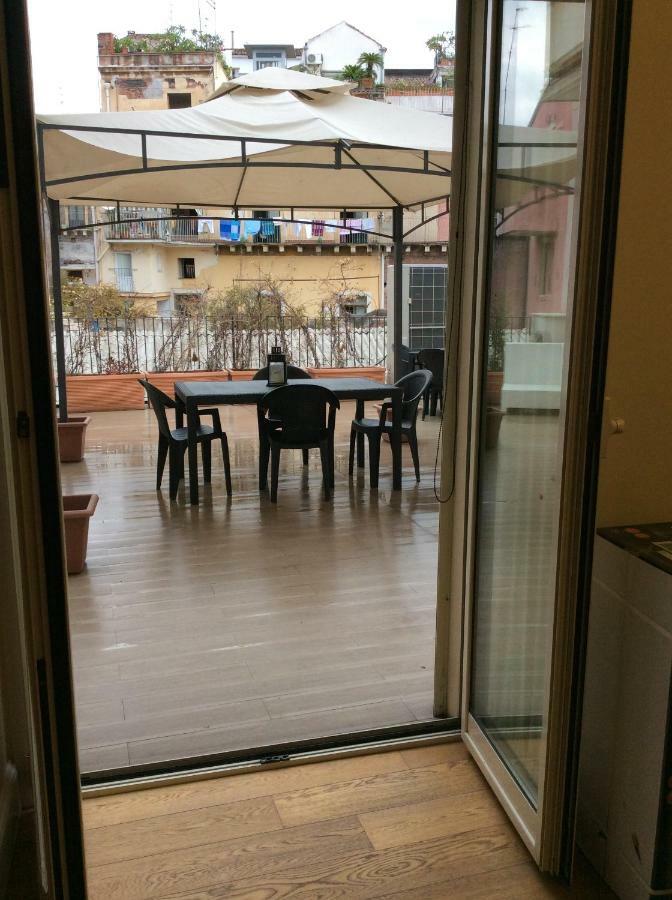 קטאניה Suite Con Terrazza In Centro Storico מראה חיצוני תמונה