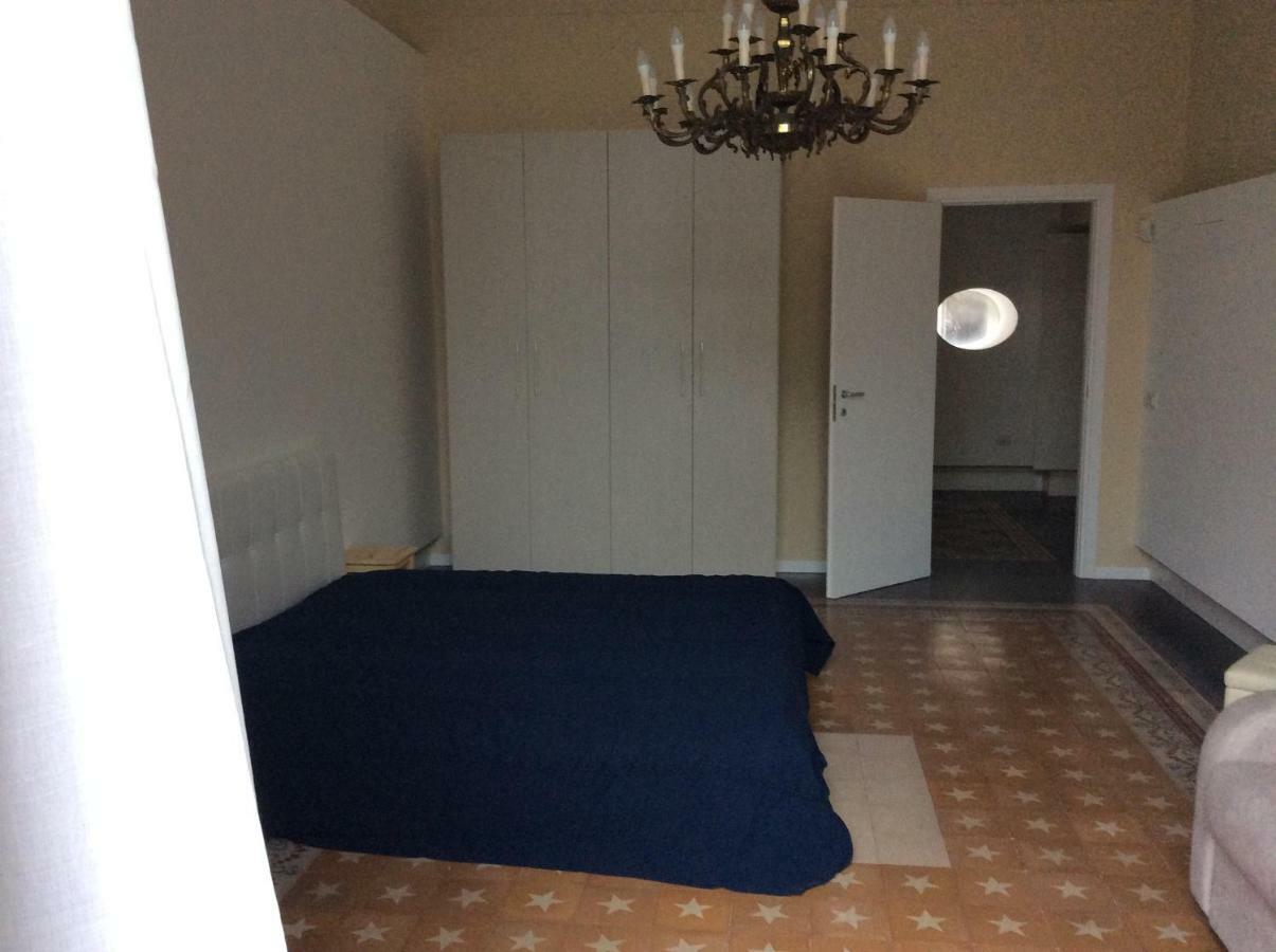 קטאניה Suite Con Terrazza In Centro Storico מראה חיצוני תמונה