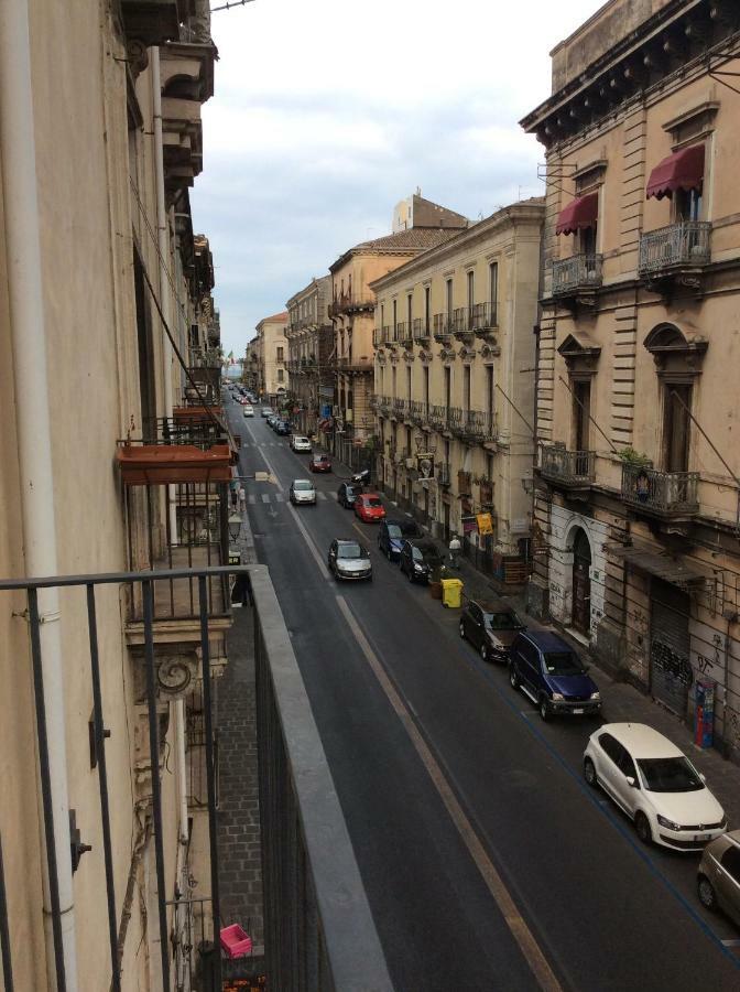 קטאניה Suite Con Terrazza In Centro Storico מראה חיצוני תמונה