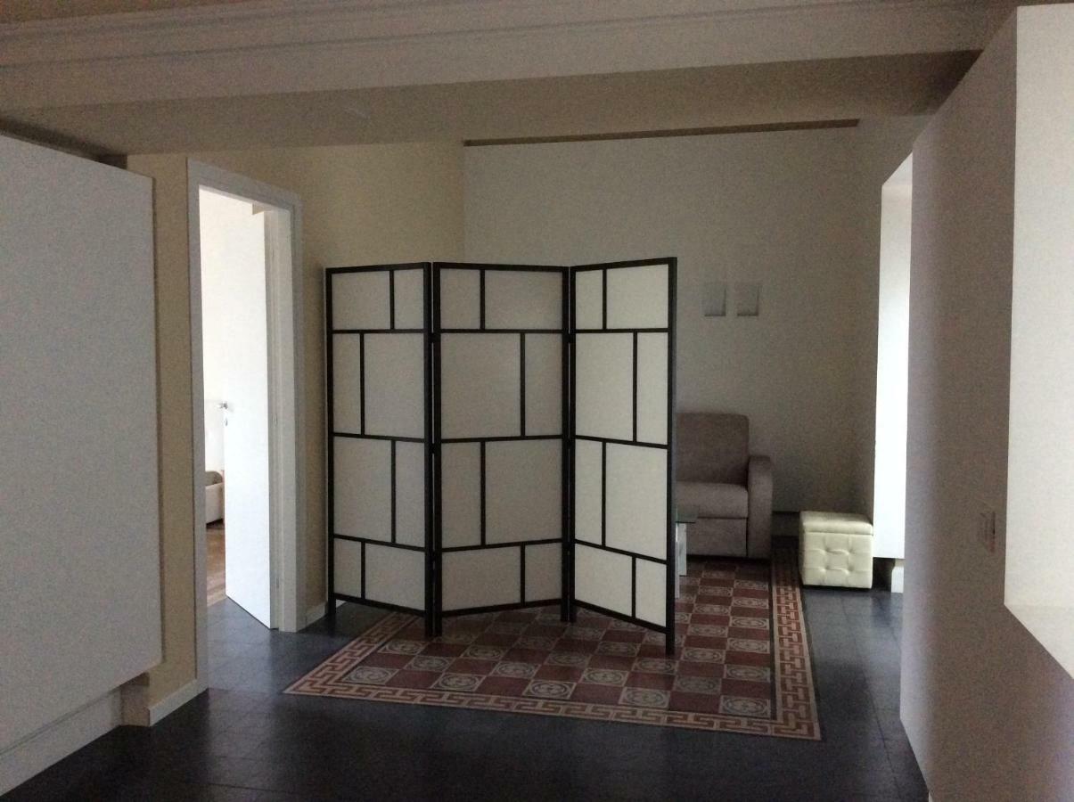 קטאניה Suite Con Terrazza In Centro Storico מראה חיצוני תמונה